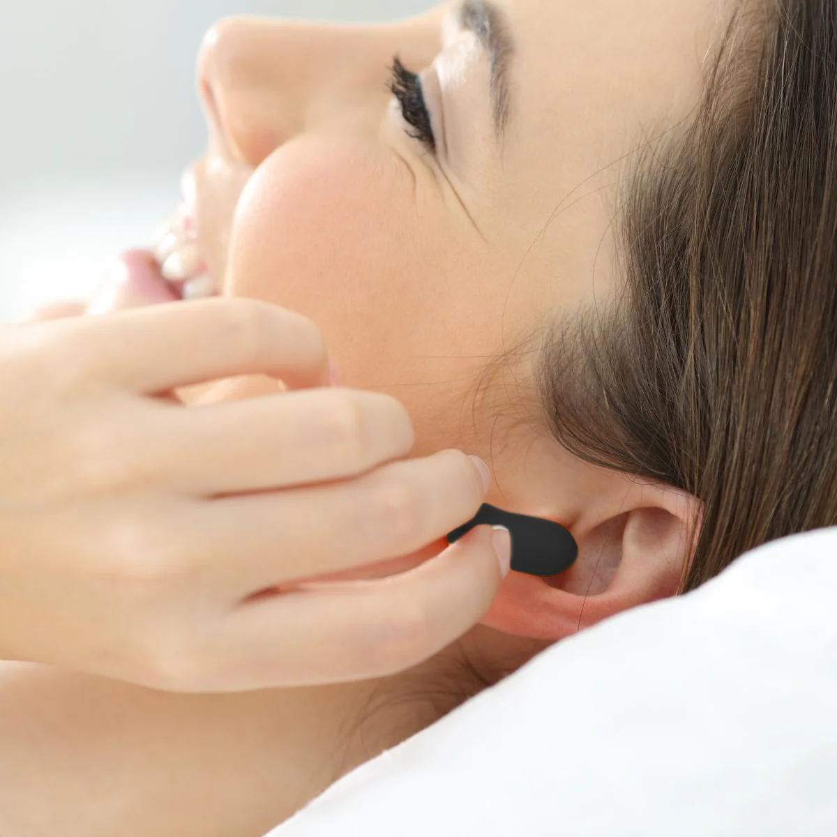 Memory Foam Earplugs - Black (1 pack) - Image 3